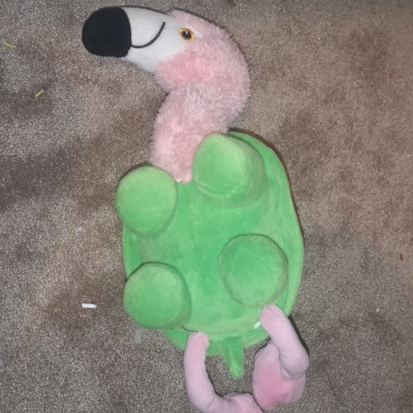 Weird flamingo-turtle hybrid - Picture 2 of 2